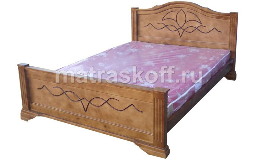Кровать «Лилия» из массива сосны 